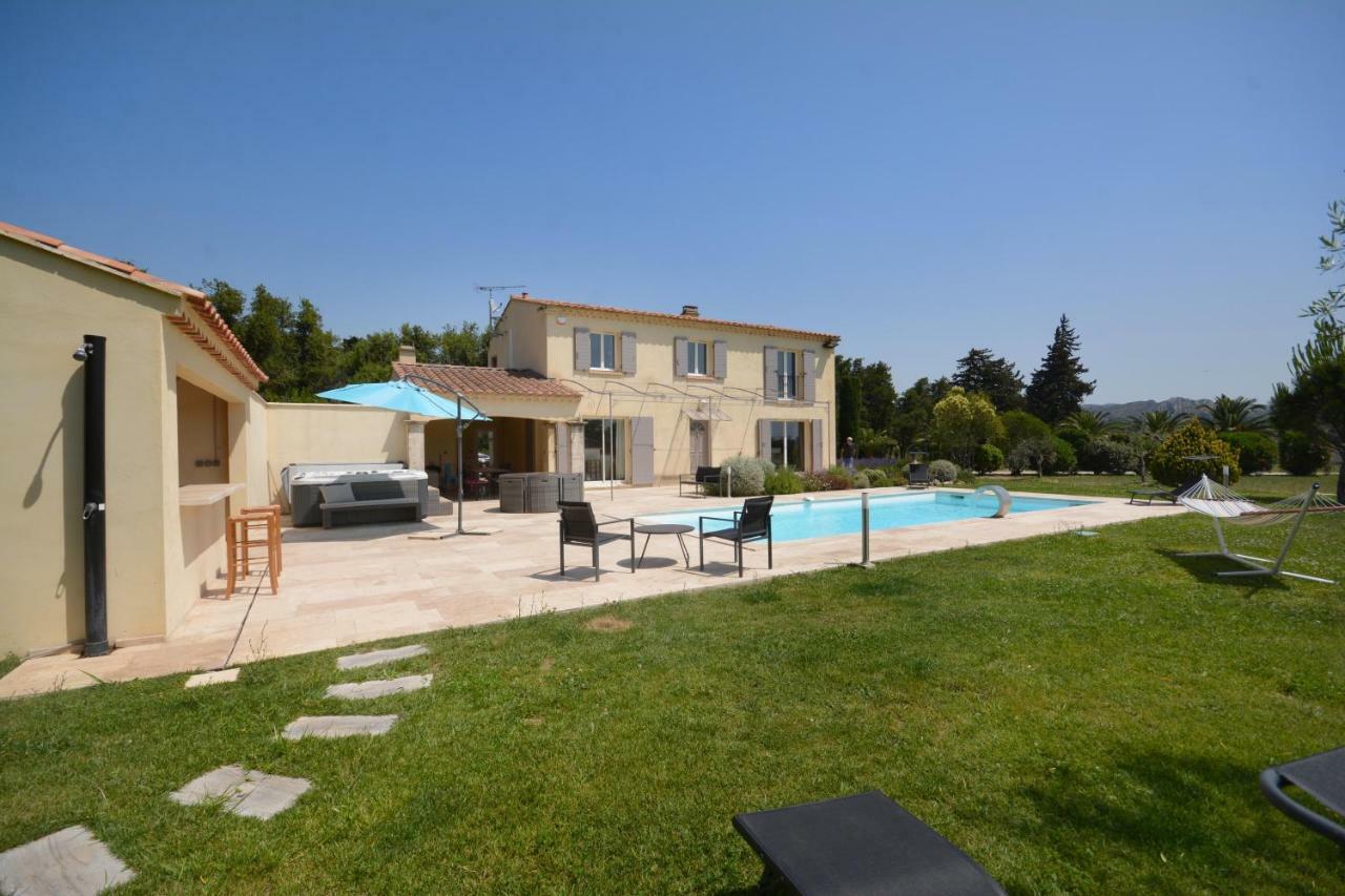 La Bastide De Luson Villa 4 Chambres Spa Sauna Piscine Chaufee Boulodrome Maussane les Alpilles Dış mekan fotoğraf